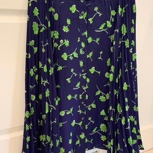 Banana Republic Pleated skirt size 4